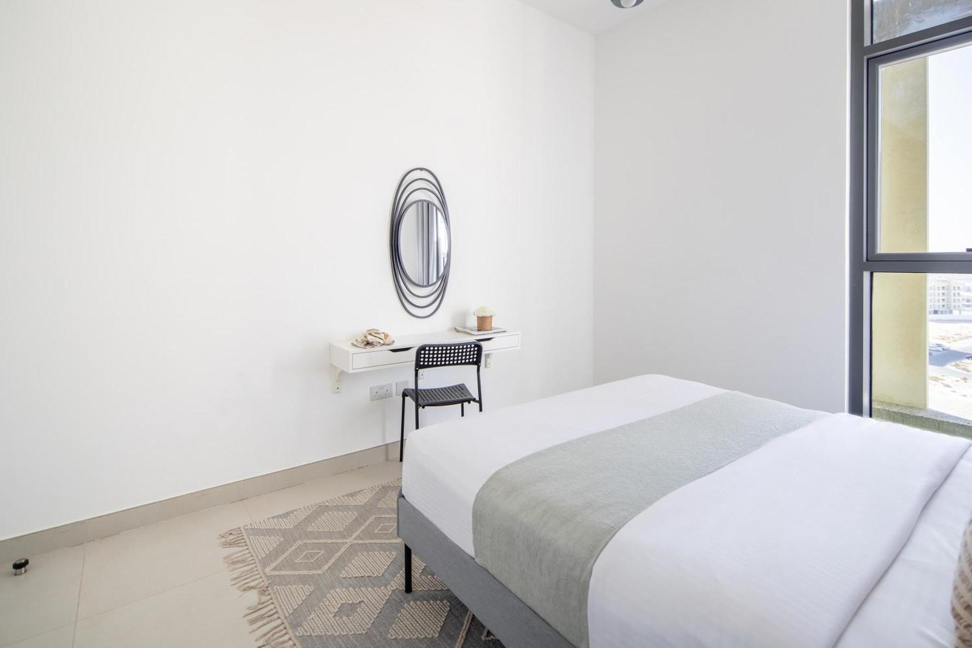 Frank Porter - The Pulse Residences Dubai Eksteriør billede