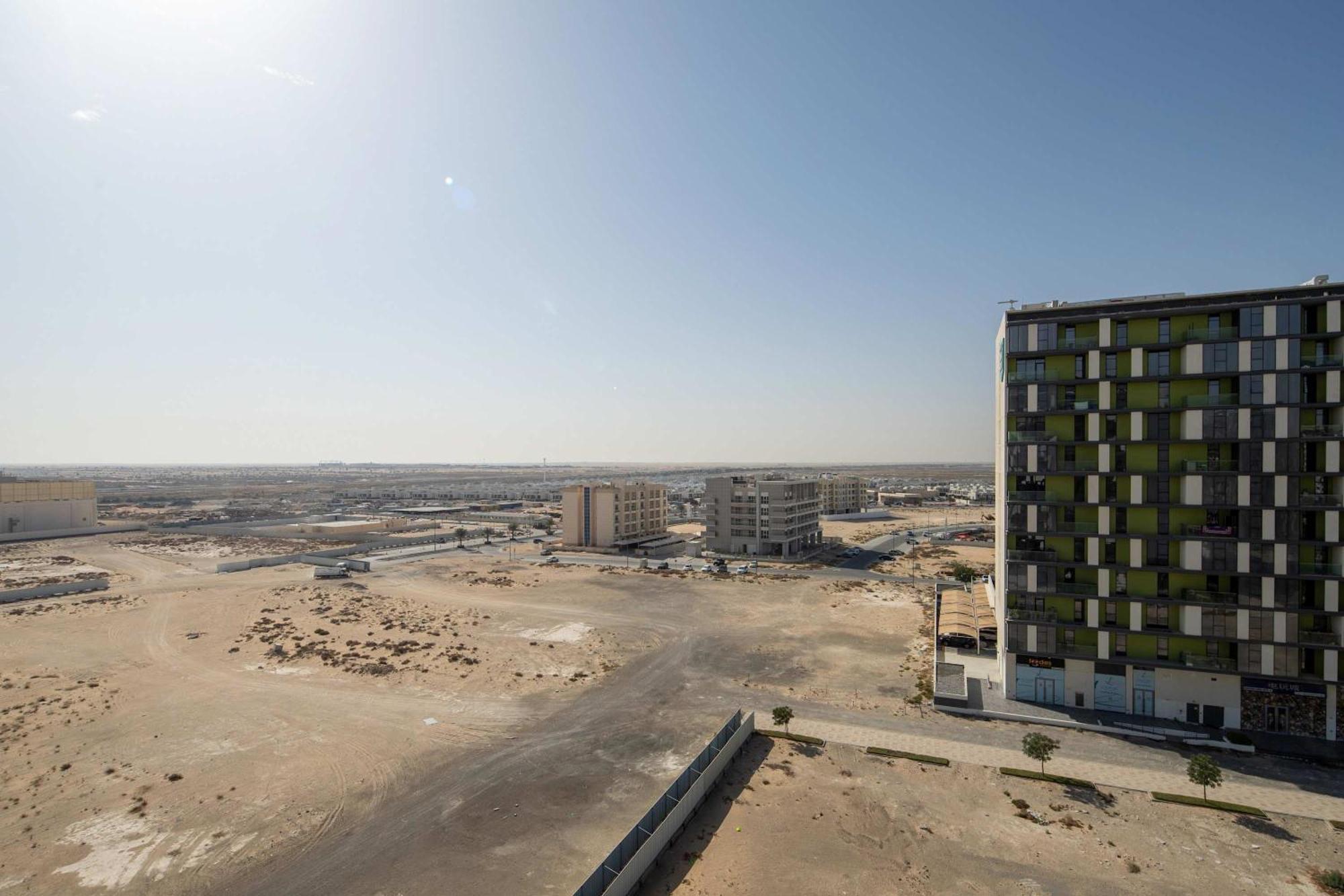 Frank Porter - The Pulse Residences Dubai Eksteriør billede